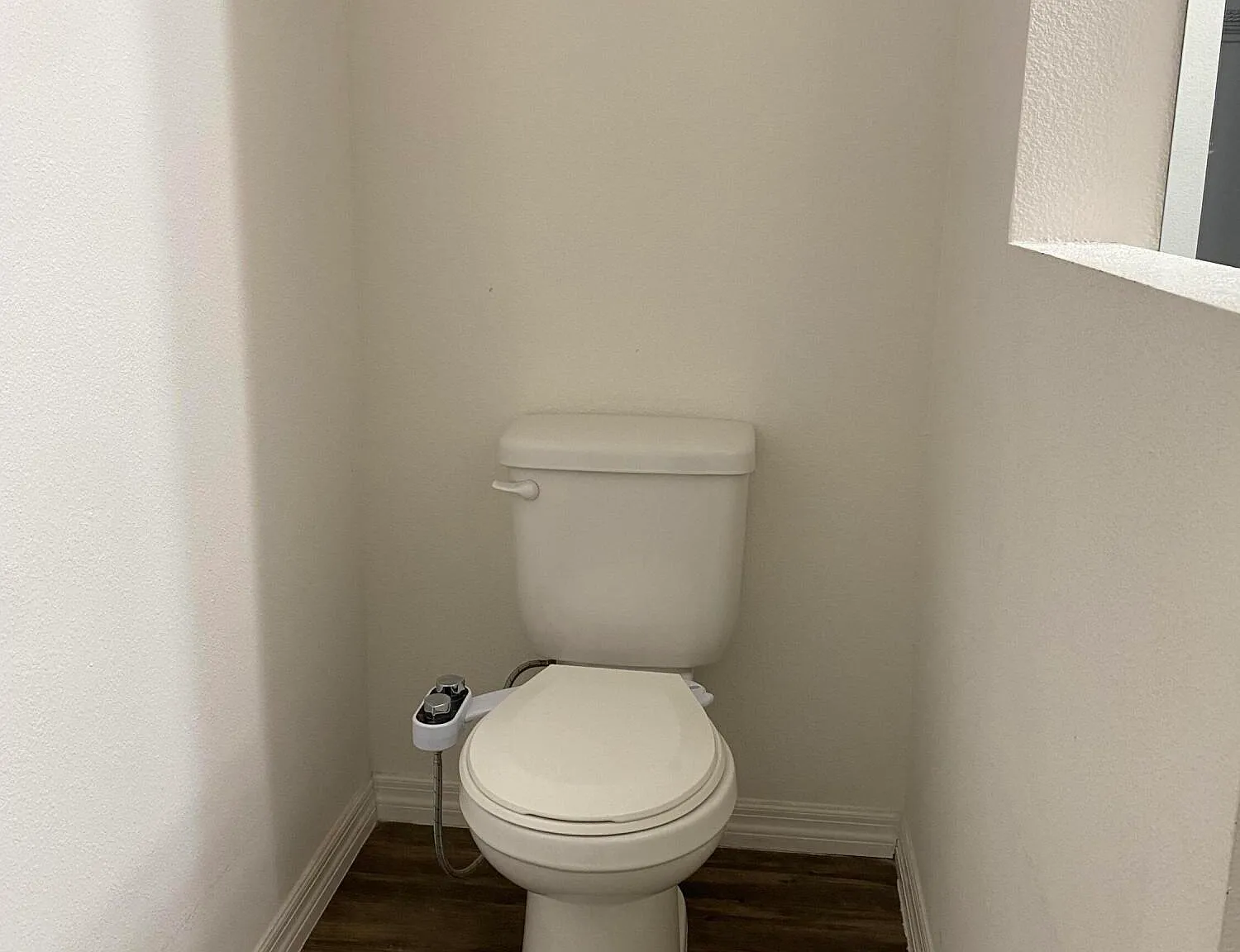 3 bed, 2.0 bath, 1515 sqft, $2,300 — Photo 4