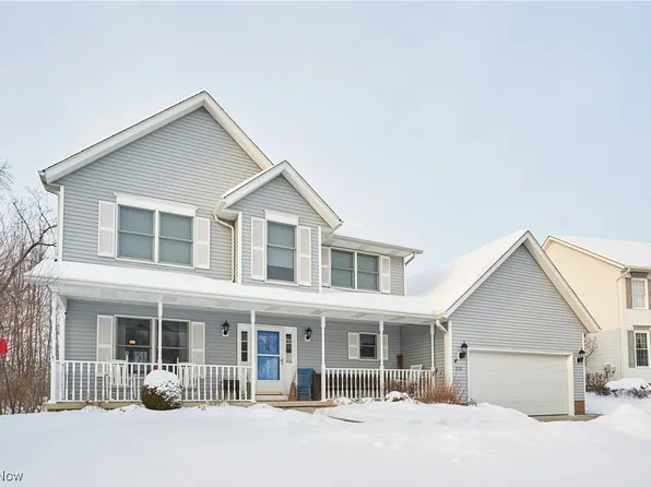 820 Lawrence Dr, Wadsworth, OH 44281