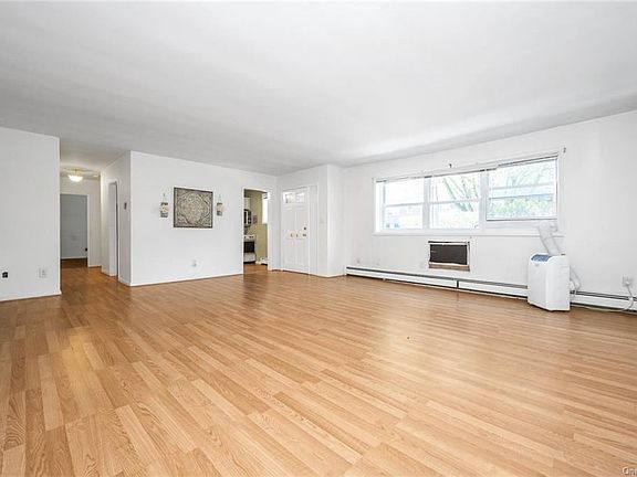 5th image of 10 Fieldstone Dr APT 322