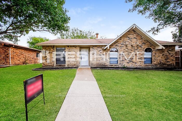 1st image of 3110 Mimosa Ln