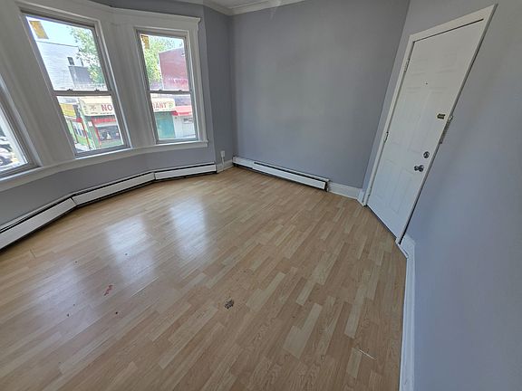 4th image of 753 W Side Ave APT 2
