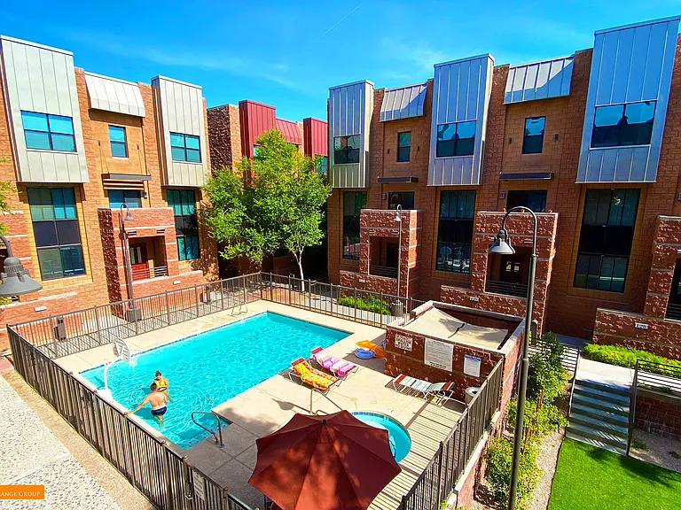 330 S Farmer Ave #331 — Photo 11