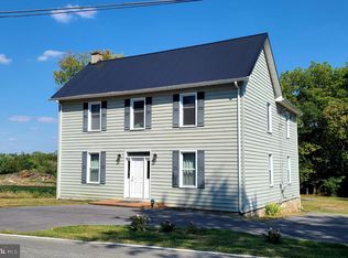 536 Ridge Rd, Shenandoah Junction, WV 25442