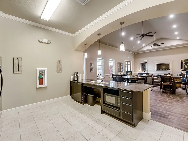 Majors Place — Photo 47