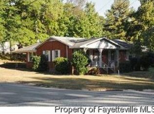 1096 Essex Pl, Fayetteville, NC 28301