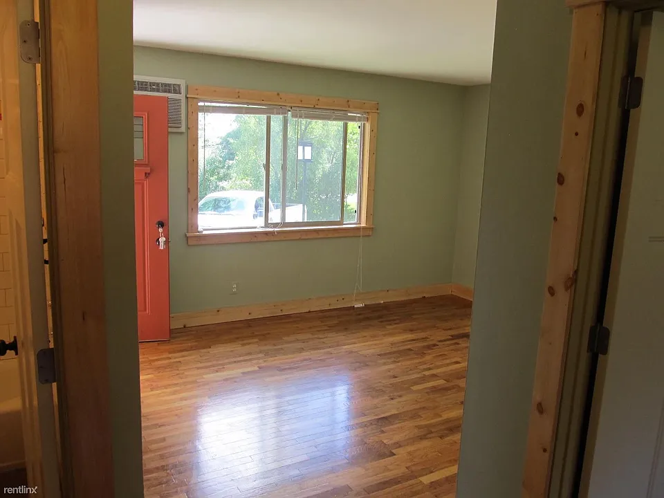 dexter interior