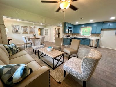 647 Twin Lakes Dr, Defuniak Springs, FL, 32433