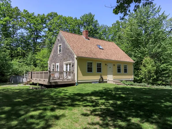 51 Greenfield Road, New Boston, NH 03070