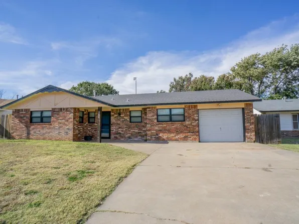 3207 Wheatridge Dr, Woodward, OK 73801