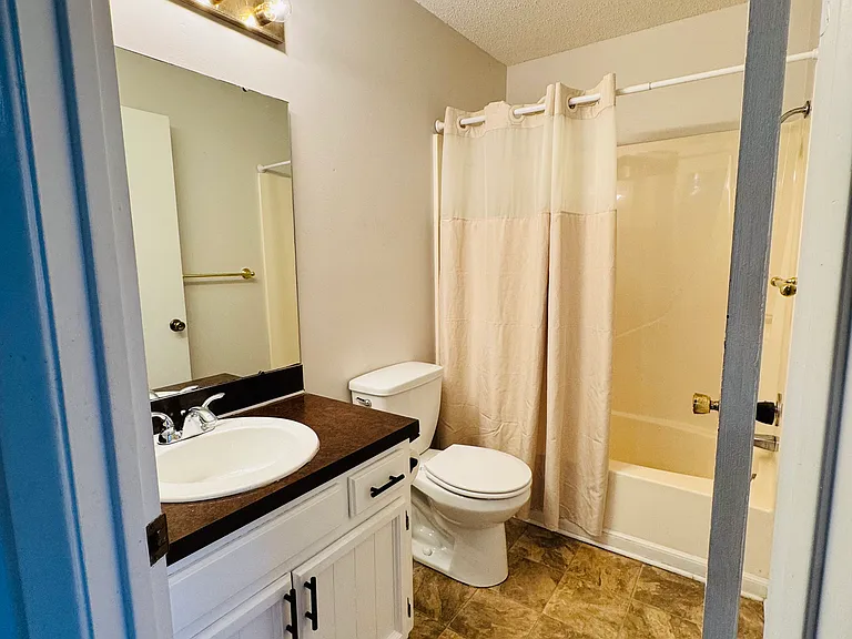 11 Pickering Dr — Photo 16