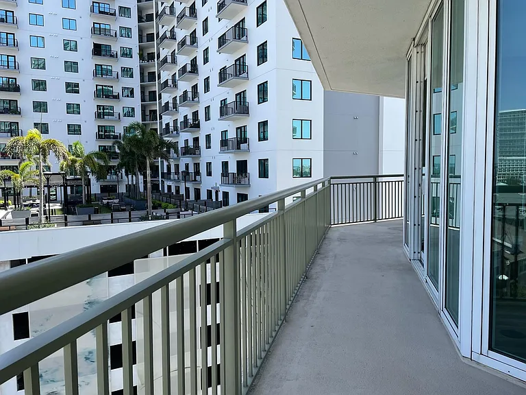 450 Knights Run Ave #901 — Photo 25