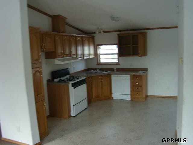2nd image of 5506 Fowler Ave