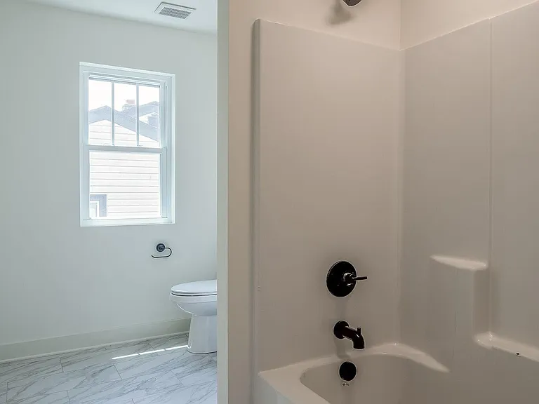 1209 Debow St — Photo 12