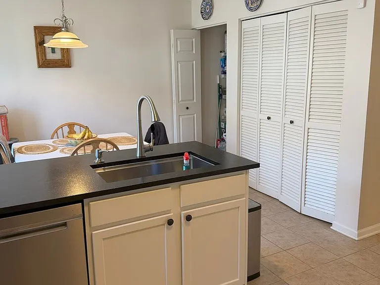24463 John Adams Dr — Photo 6