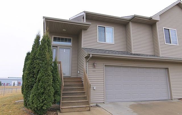 1st image of 1362 Logan Ct