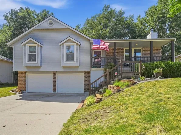 1232 NE Florence Ave, Lees Summit, MO 64086