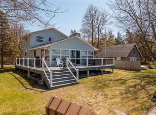 10537 Sawyers Bay Rd, Henderson, NY 13650