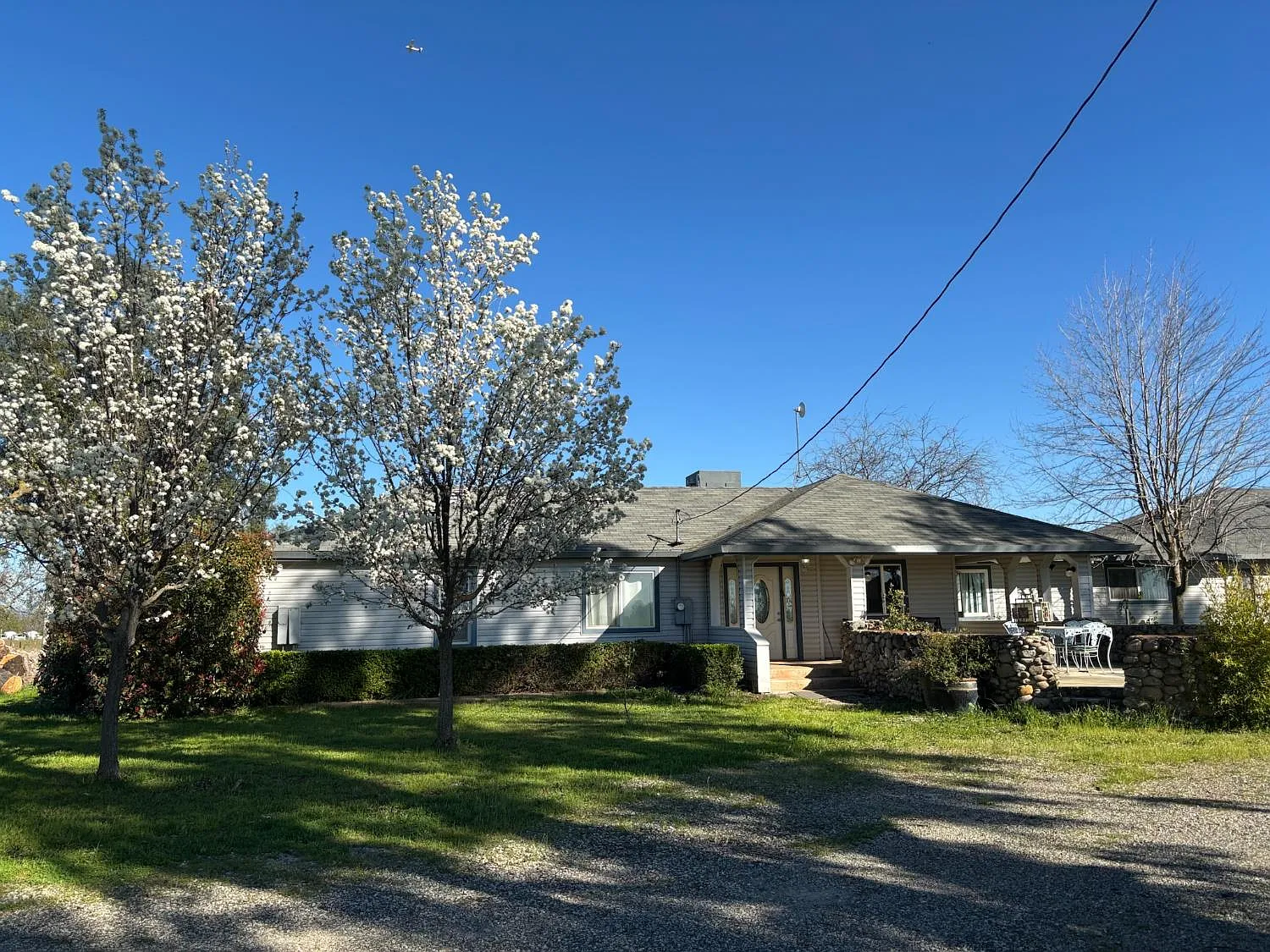 3027 W Wise Rd photo 1
