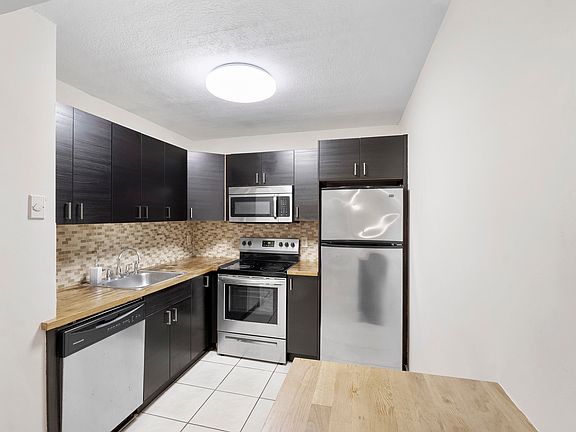 5th image of 10710 Royal Palm Boulevard #2-2
