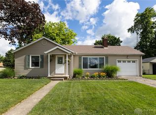 1493 Croydon Rd, Troy, OH 45373