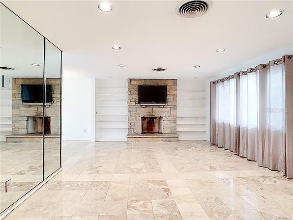 5th image of 2631 Bougainvillea St