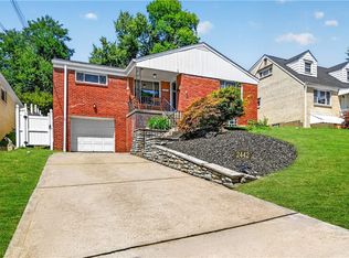 2442 N Meadowcroft Ave, Pittsburgh, PA 15216
