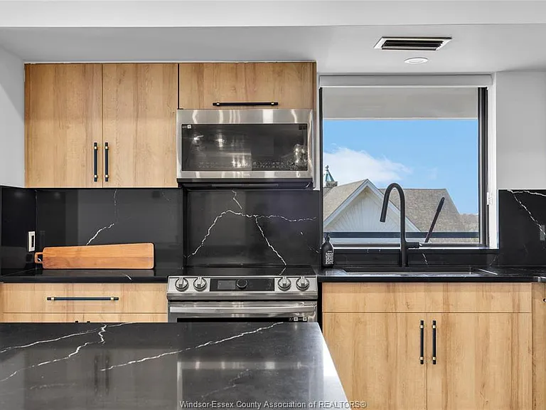 5125 Riverside Dr E #604 — Photo 16