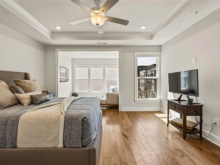 2145 Burnside Dr NW — Photo 23