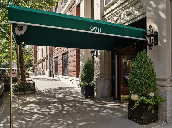 970 Park Avenue 8E image 15 of 16