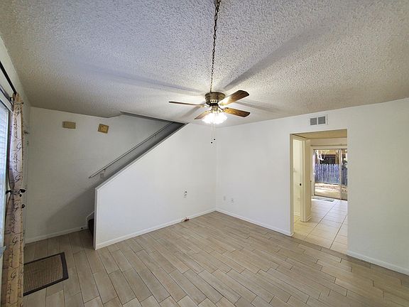 5th image of 3417 SW 28th Ter APT D