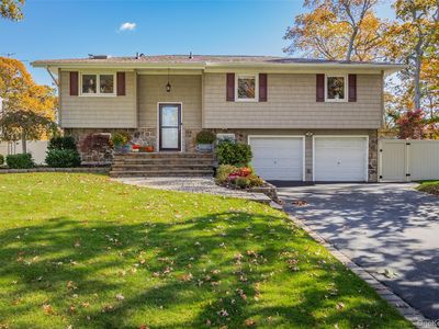 11 Mohegan Lane, Commack, NY, 11725