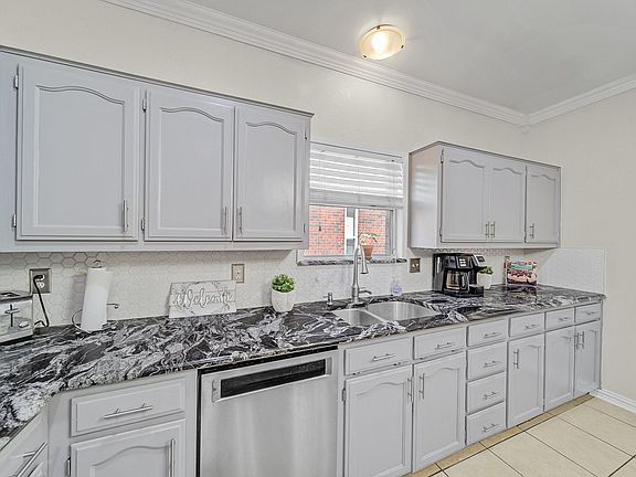 5th image of 115 Pullman Pl