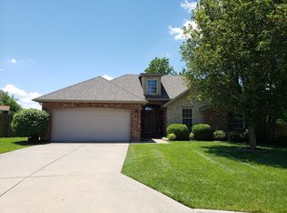 5519 N 11th Ave, Ozark, MO 65721
