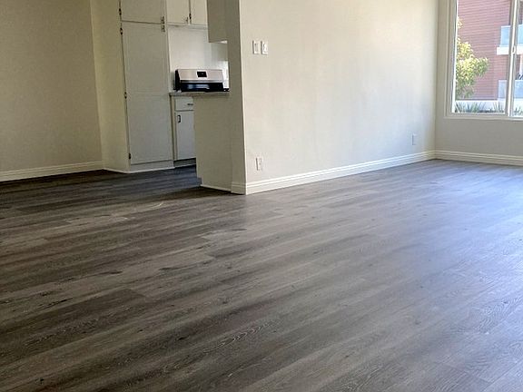 5th image of 11660 Chenault St APT 101