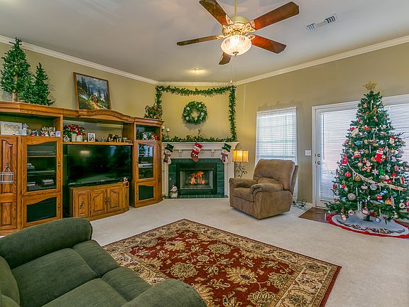 5th image of 6813 Zapata Ln