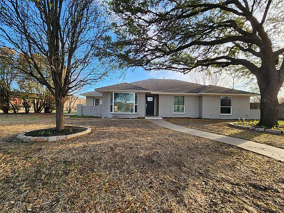 4th image of 2718 Ellis Ct