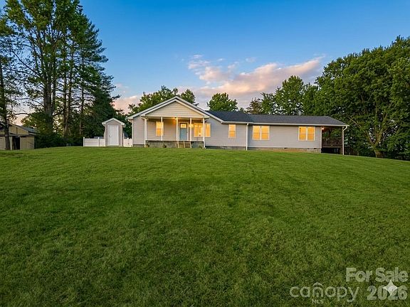 2nd image of 3555 Ashworth Rd