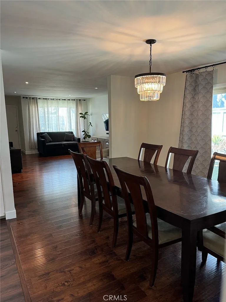 3 bed, 1490 sqft, $2,900 — Photo 4
