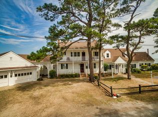 624 Riverside Dr, Deltaville, VA 23043