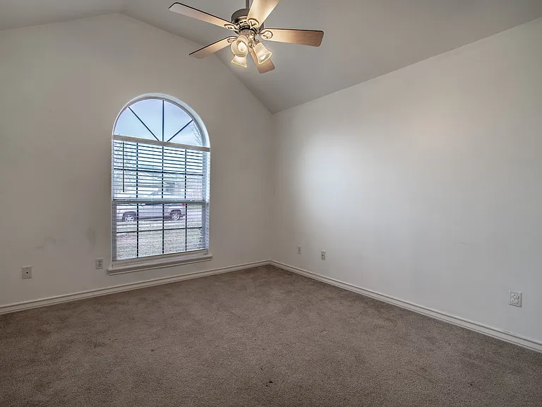 7013 Madiera Dr — Photo 28