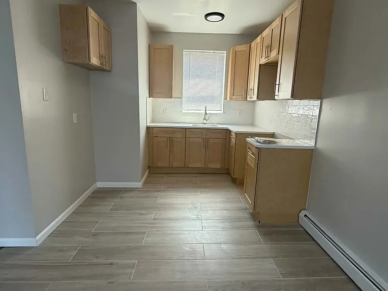 67 Brinkerhoff St #D4 — Photo 1