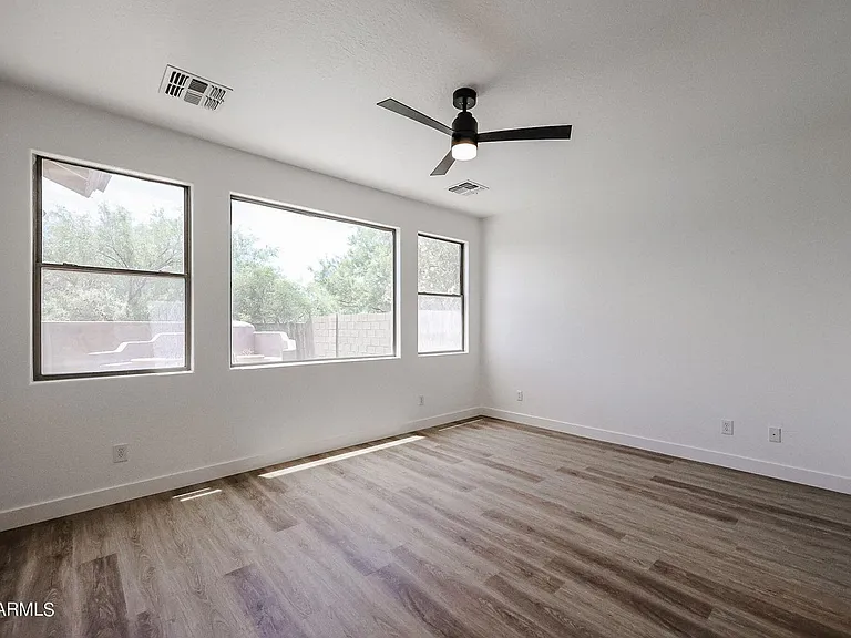 39768 N High Noon Way — Photo 17