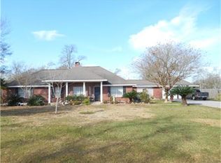 13303 Windy Oaks Dr, Beach City, TX 77523