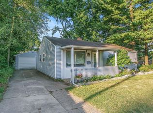 908 Golfview Ln, South Bend, IN 46614
