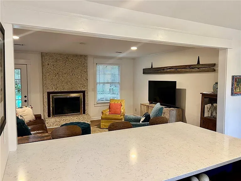 116 Highland Ave — Photo 8