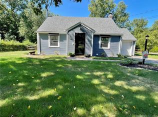 822 Ellington Rd, South Windsor, CT 06074