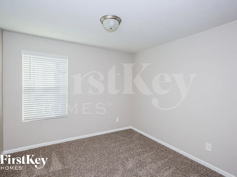 7318 Brawley Wood Ct — Photo 13