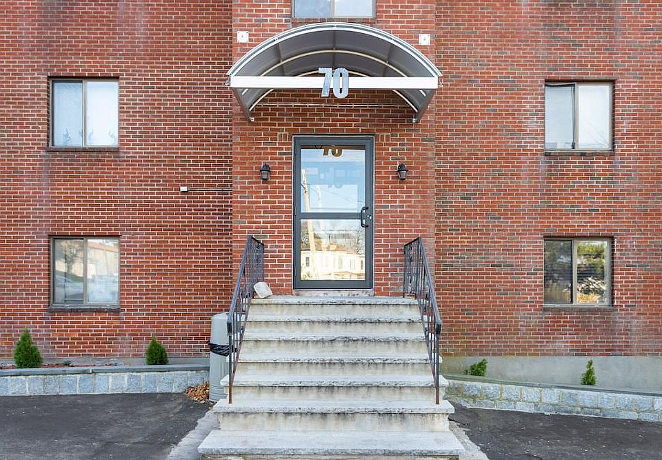 1st image of 70 Lafayette Ave #D13588813