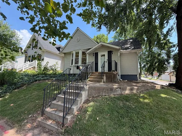 6144 Carlsbad Ave, Saint Louis, MO 63116