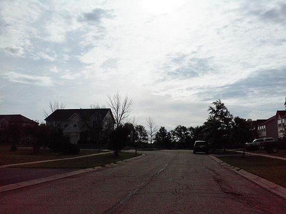 4th image of 242 W Caldwell Dr